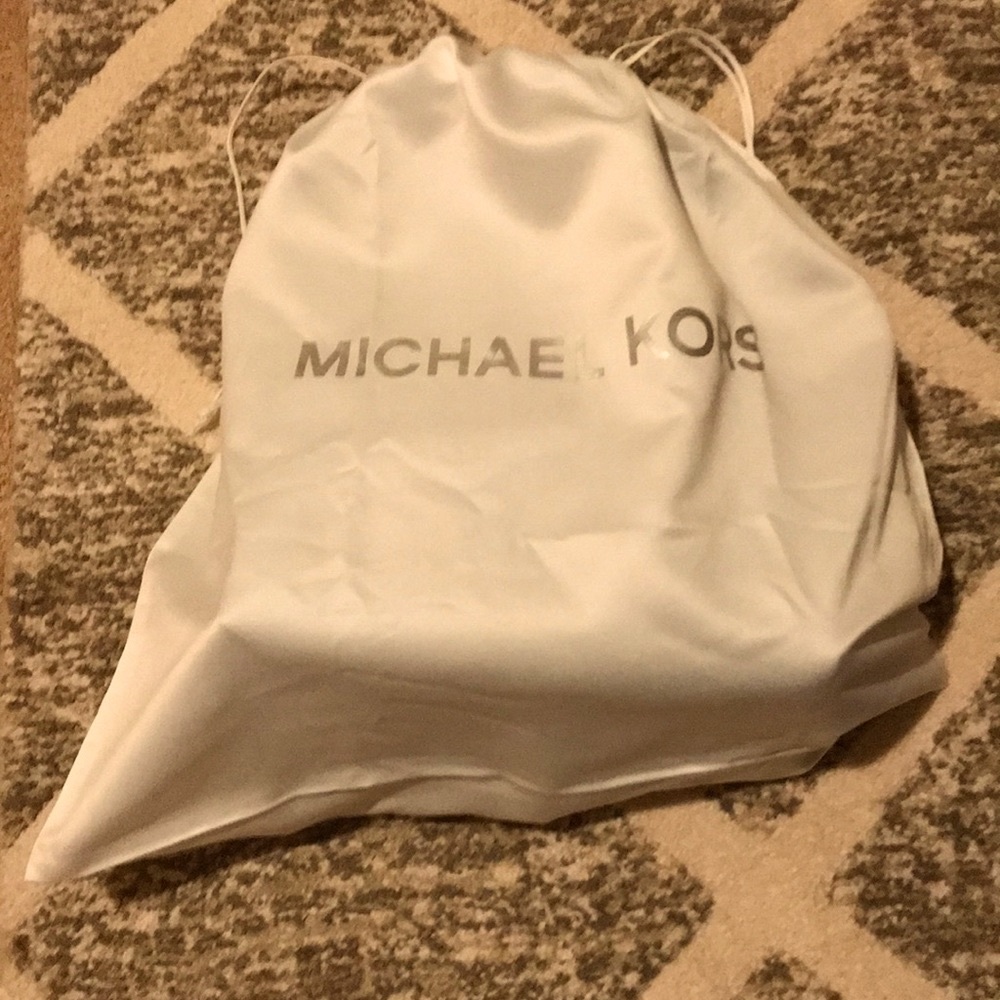 MICHAEL KORS - Picture 7 of 8